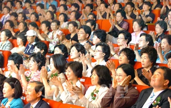 ▲ 여성단체회원 등 1500여명이 참석한 가운데 열린 제19회 대전여성대회.