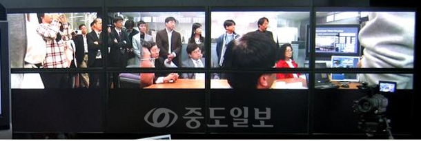 ▲ Video Presence(VP) 형식의 고품질 실감 미디어 공유 지원 시스템의 구현 모습