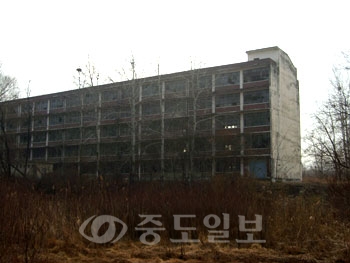 ▲ 대전지역 마지막 산업체 부설학교인 충일여고가 3년째 방치돼 흉물로 전락하고 있다.