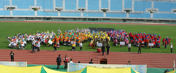 제7회 대전시 장애인한마음대축제 14일 한밭종합운동장에서 열려 5개구 3000여명 선수단이 함께 땀을 흘리며 소통의 시간을 가졌다.