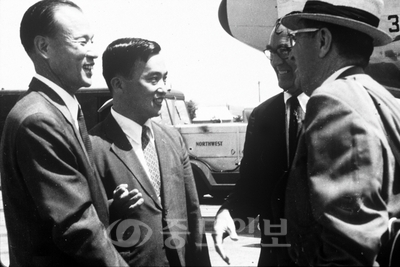 ▲ 1970년 12월 한국과학원법시행령이 공포되고, 1971년 초 한국과학원정관이 완성됐다. 초대 원장으로 당시 원자력청장에 재직하고 있던 물리학자 이상수 박사를 임명됐다.