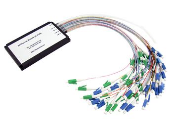 ▲ 24채널 E-PON module: 자동생산시스템의 박막 기술을 기반으로, 비디오 오버레이 제품은 IP 파장과 CATV 파장이 단일 또는 양방향 전송에 사용할 수 있다