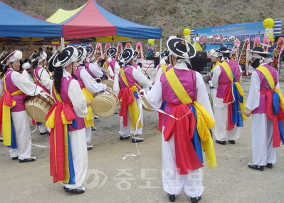 ▲ 지난해 '제1회 지곡 왕산포구 갯마을축제' 모습.