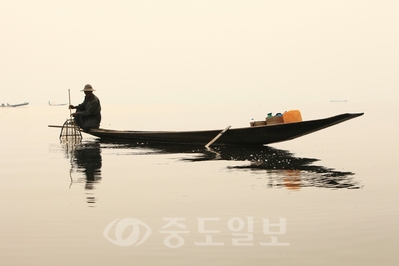 ▲ 이문행作 '뱃사공'