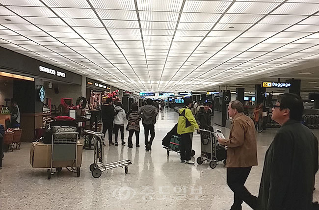 ▲ 델러스 공항 내부모습