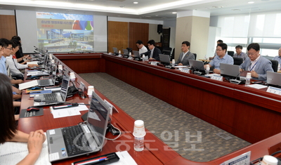 ▲ 충남도청 영상회의실에서 최근 개최된 행정포털시스템 구축완료 보고회 모습. 충남도 제공