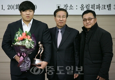 ▲ 사진 맨 왼쪽이 김진 선수