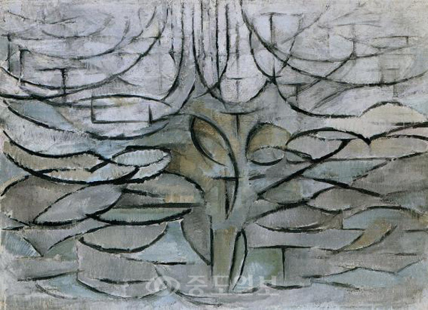 ▲ 몬드리안 '꽃이 핀 사과나무', 1912
<br />