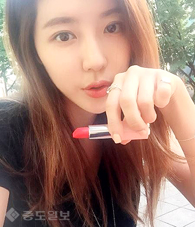 ▲ 배우 박한별이 열애설에 휩싸여 관심을 얻고있다. /사진=박한별 인스타그램