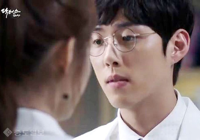 ▲ SBS 월화드라마 '닥터스' 14회 ▲ SBS 월화드라마 '닥터스' 14회