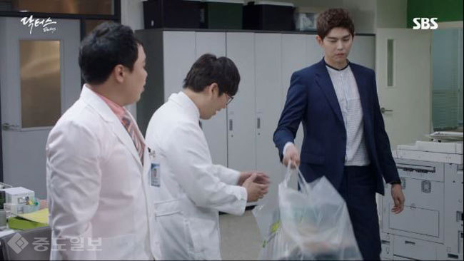 ▲ SBS ‘닥터스’ 16회