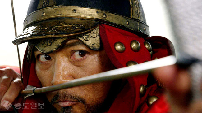 ▲ 2016년 '임진왜란 1592' 이순신 역의 최수종/사진='임진왜란 1592' 홈페이지