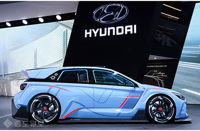 ▲현대자동차 고성능 N콘셉트카 'RN30' ▲현대자동차 고성능 N콘셉트카 'RN30'