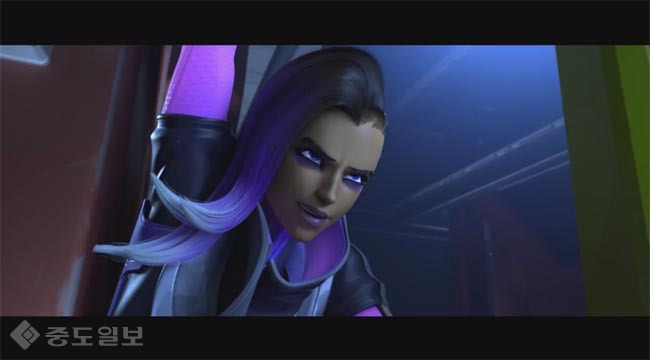 ▲ 오버워치 단편 에니메이션 ‘잡입’ 중 한 장면(유튜브 Overwatch KR 업로드 영상 캡처) ▲ 오버워치 단편 에니메이션 ‘잡입’ 중 한 장면(유튜브 Overwatch KR 업로드 영상 캡처)