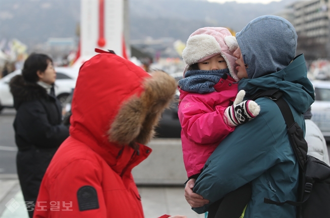 ▲ 2월1일은 전국이 대체로 맑은 가운데 하루 종일 영하권을 기록하는 등 강추위가 예상됩니다. /사진출처=연합db