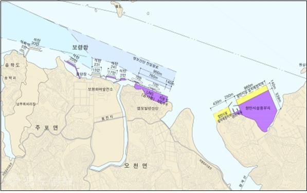 ▲ 해양수산부는 15일 충남 보령항에 국비 750억원 투자를 골자로 항만기반시설 확충계획을 발표했다.<관리부두는 노란색, 준설토 투기장은 관리부두 옆 보라색 부분. 해양수산부제공>