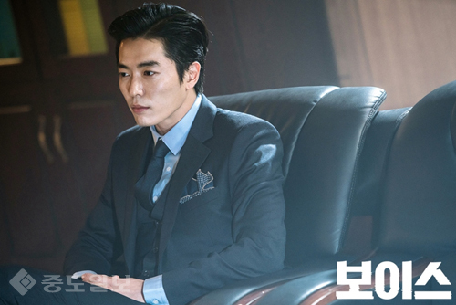 ▲ 보이스의 '김재욱'