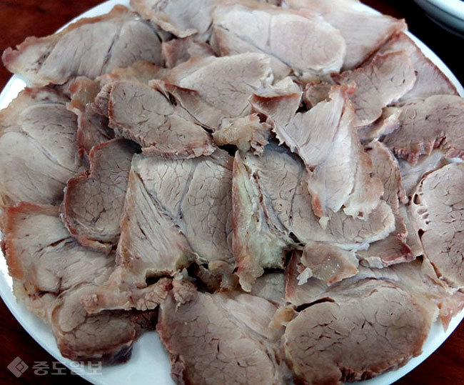 ▲ 부산 수육 ▲ 부산 수육