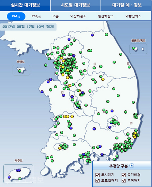 ▲ 전국의 대기측정망이 지역별로 들죽날쭉 운영되면서 정작 피해우려가 높고 예.경보가 필요한 곳에 부족한 현상을 빚고있다. 사진은 대기오염 측정지점. <에어코리아 홈페이지 캡쳐> 