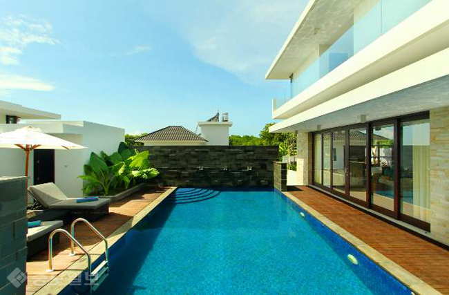 ▲ 마제스틱 포인트 풀빌라