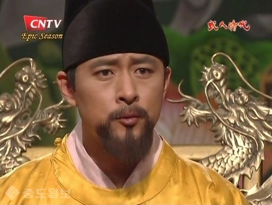 ▲ 드라마 '무인시대'에서 고려 19대 왕 명종으로 분한 전광렬. ▲ 드라마 '무인시대'에서 고려 19대 왕 명종으로 분한 전광렬.