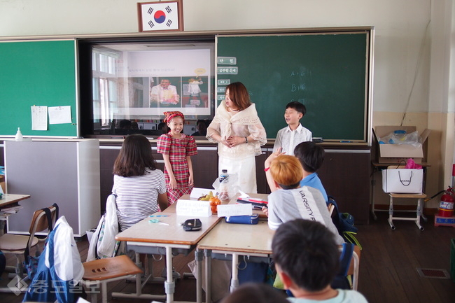 ▲ 천안 입장초의 다문화 이해교육.