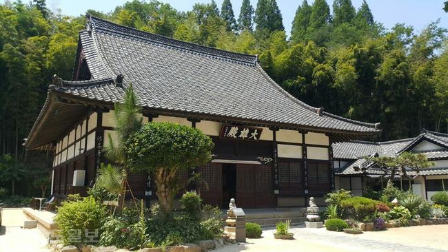 ▲ 동국사 ▲ 동국사