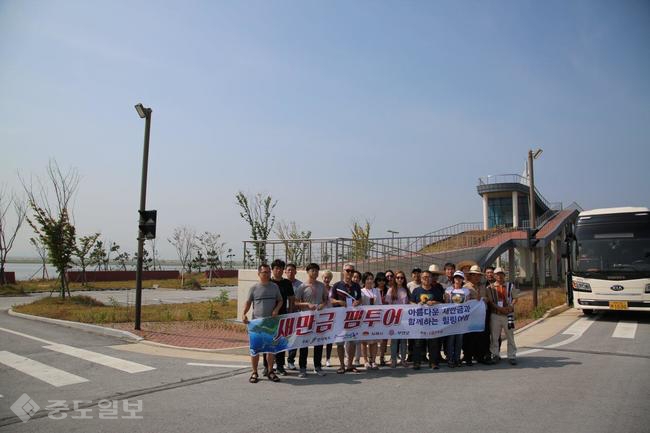 ▲ 새만금과 군산,부안,김제군 찾은 팸투어 기자단/새만금 내부개발지역 (농업용지7공구)방문 ▲ 새만금과 군산,부안,김제군 찾은 팸투어 기자단/새만금 내부개발지역 (농업용지7공구)방문