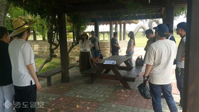 ▲ 새만금과 군산,부안,김제군 찾은 팸투어 기자단/김제 벽골제 ▲ 새만금과 군산,부안,김제군 찾은 팸투어 기자단/김제 벽골제