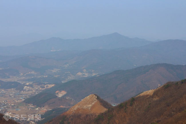 ▲출처=네이버 블로그 '안성산지기...우리의 산줄기를 찾아서' ▲출처=네이버 블로그 '안성산지기...우리의 산줄기를 찾아서'