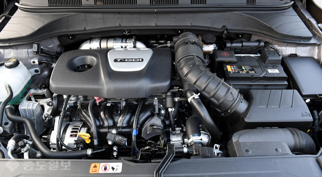 ▲ 엔진룸 ▲ 엔진룸