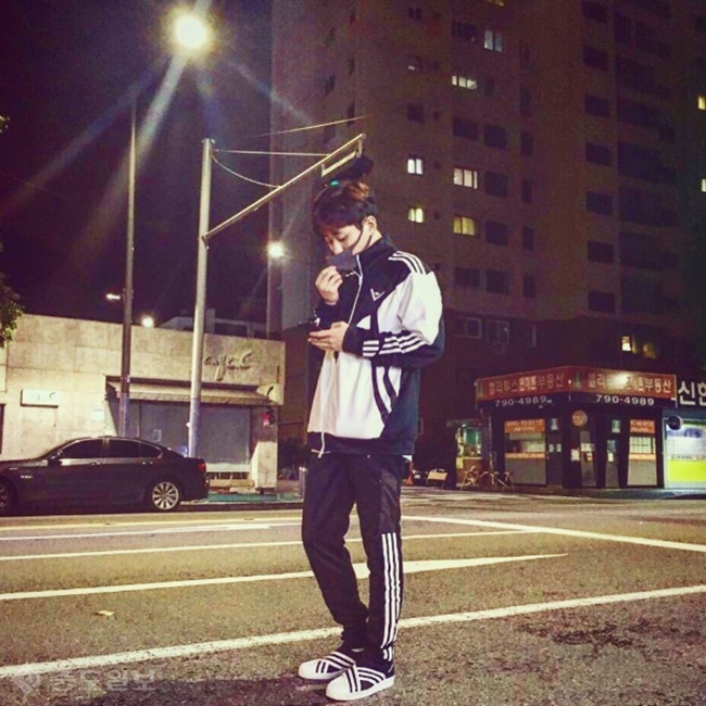 ▲ (사진=딘딘 인스타그램) ▲ (사진=딘딘 인스타그램)