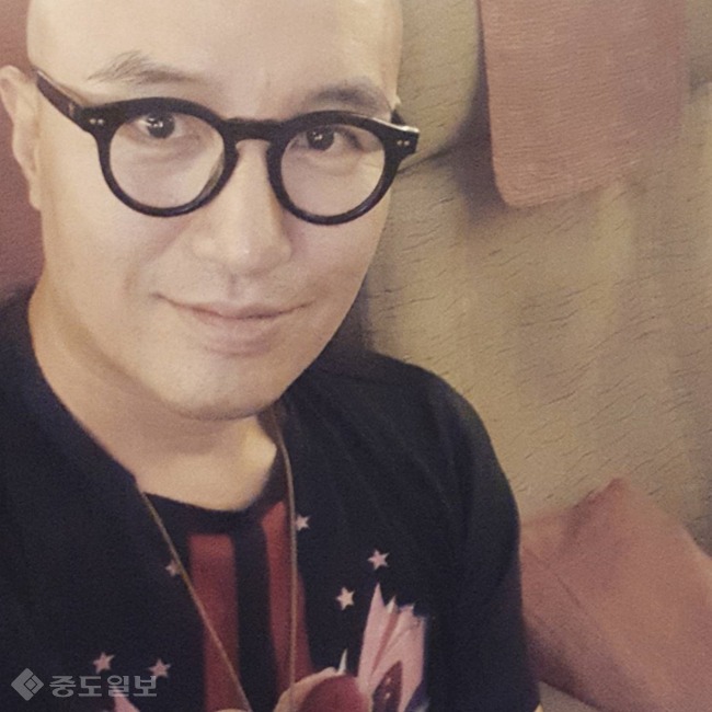 ▲ <사진출처: 홍석천 인스타그램>