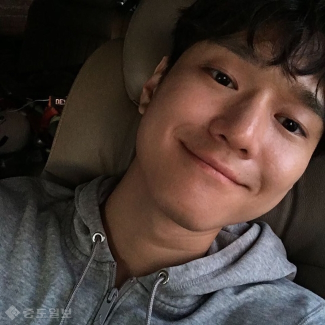 ▲ (사진=고경표 인스타그램)