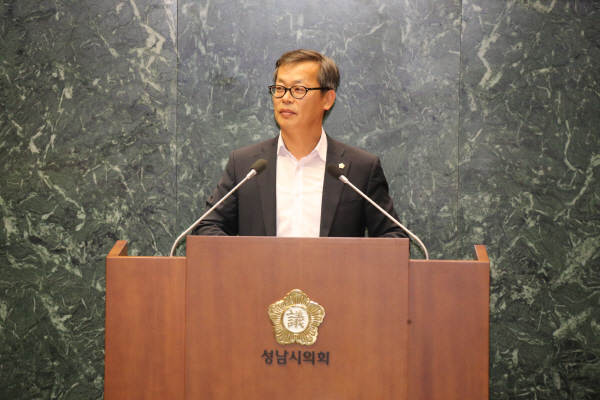 김영발의원 사진