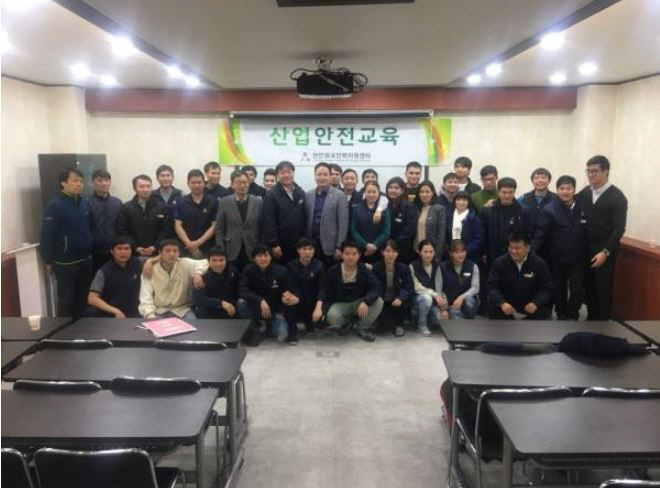 천안외국인력지원센터 베트남 근로자대상 산업안전교육 실시