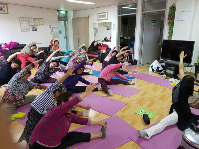 파주시보건소, 찾아가는 “경로당 운동교실” 운영