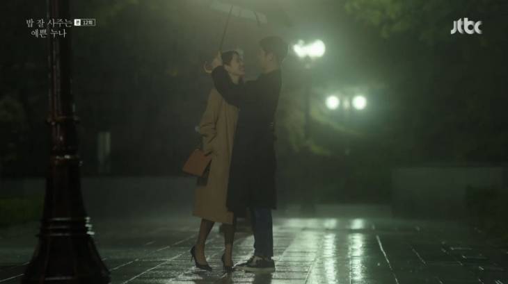 [보도자료] 예쁜 누나 손예진, 연하남도 한방에 사로잡은 패션 센스 (3)