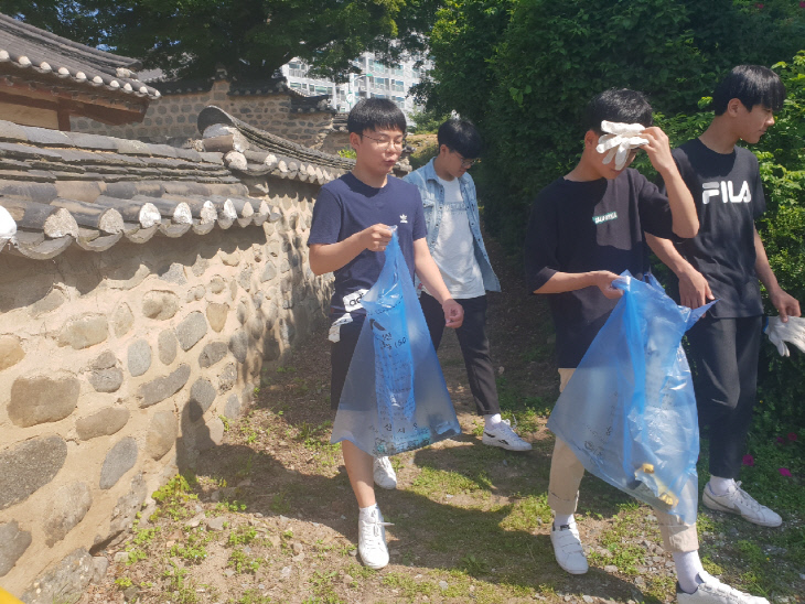 Resized_20180526_094352(1)