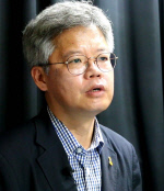 김용원 인수위원장(건양대 교수)-사진