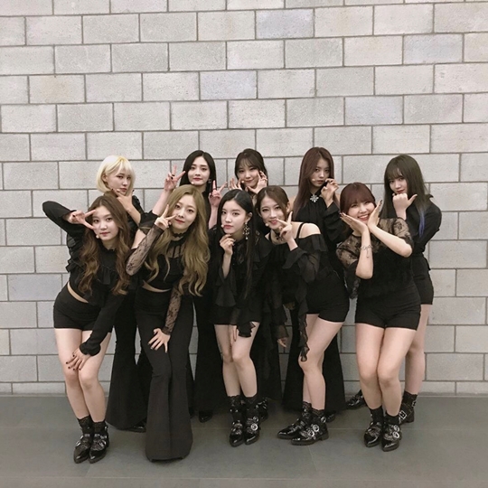 프리스틴 블랙위도우1