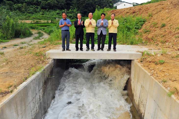 황선봉 군수와 이승구 의장 도수 현장을 방문,