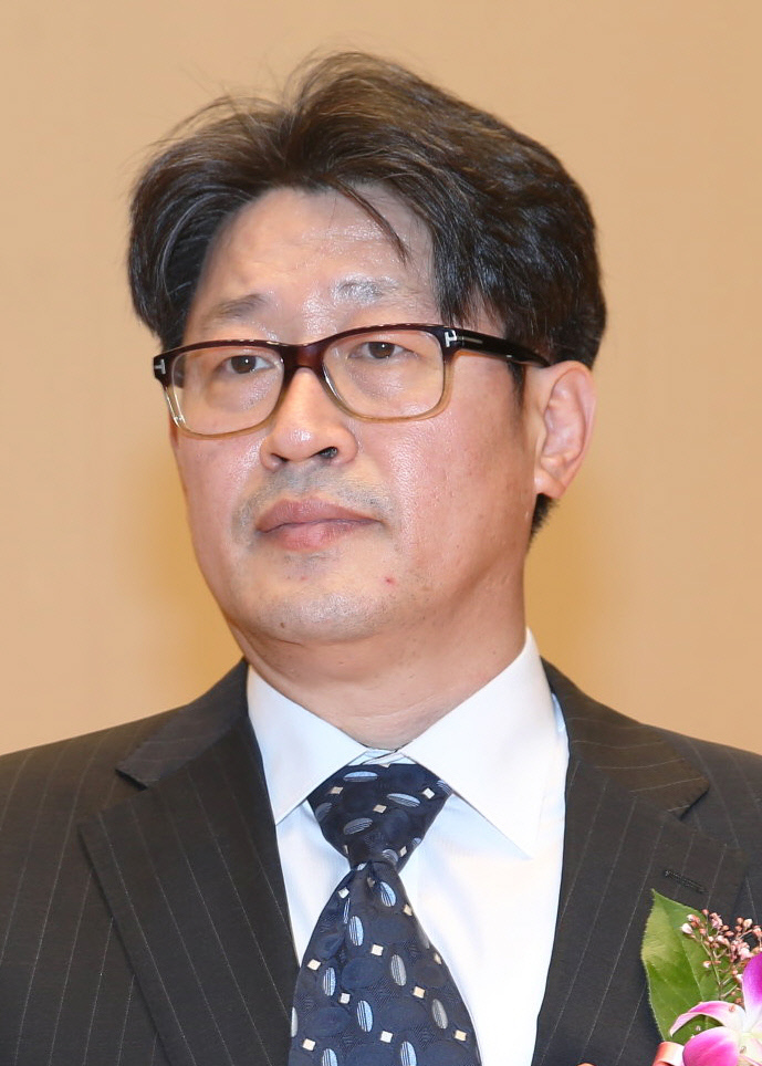 유석호-교수회장