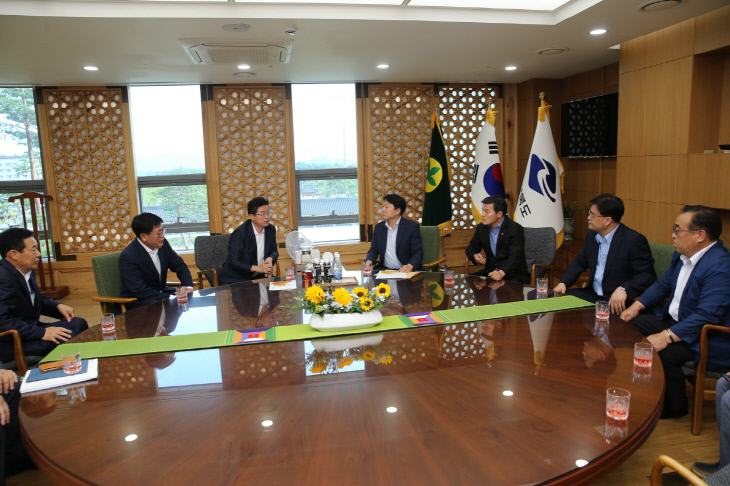 성주군 사진(성주군 2019년 본예산 4,500억원 의회 제출)