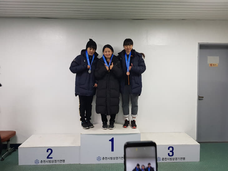 3._빙상_금메달을_획득한_최민아선수(2)