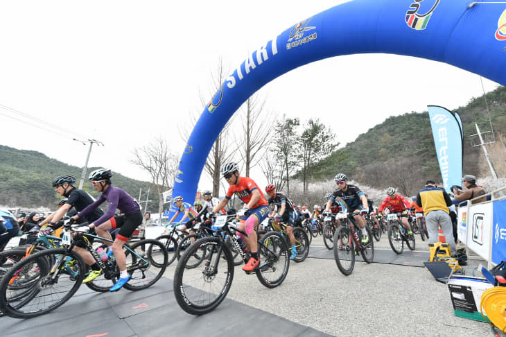청송군수배 전국산악자전거(MTB)대회 성황) (1)