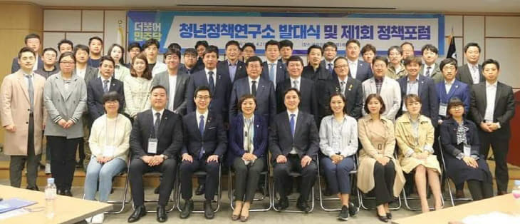 57561111_2357325210973671_2813426796920307712_n