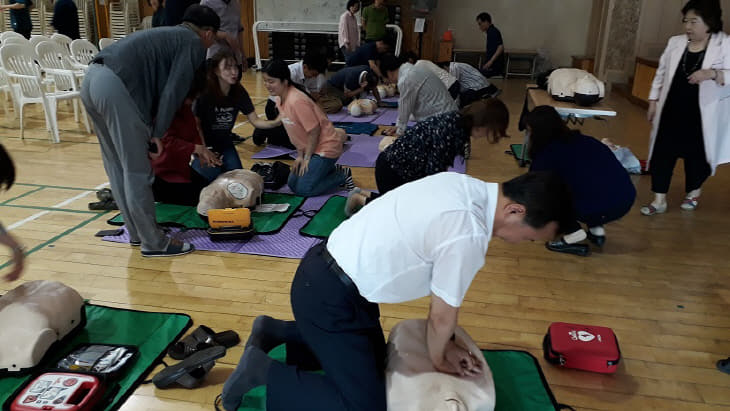 공주여고 교직원대상심폐소생술교육
