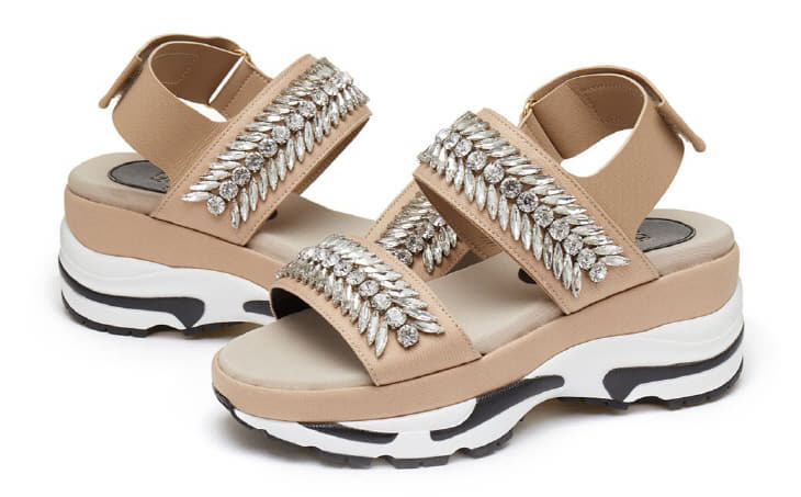 3 Symphony sandal