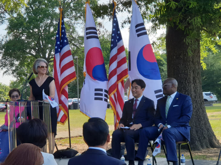 주니어 리틀락시장)